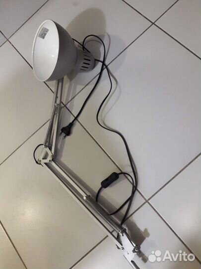 Лампа настольная