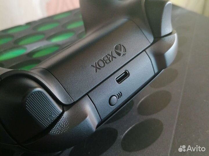 Геймпад Xbox Series X