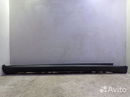 Накладка на правый порог