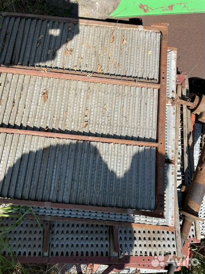 Продается запчасти на комбайн нива