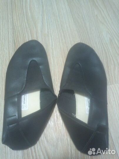 Чешки новые белые 37 р