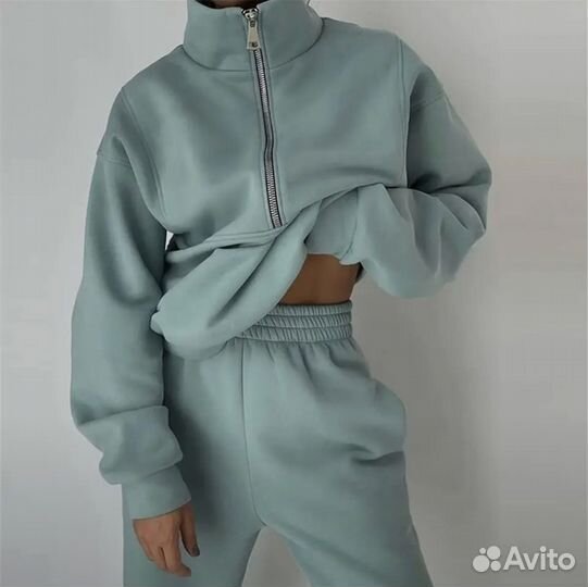 Спортивный костюм женский теплый