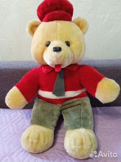 Плюшевый медведь