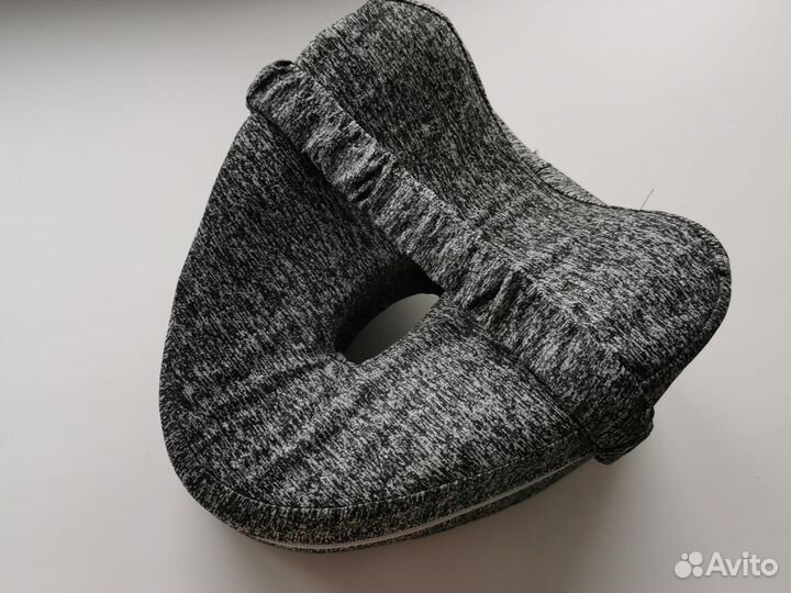 Подушка анатомическая для ног