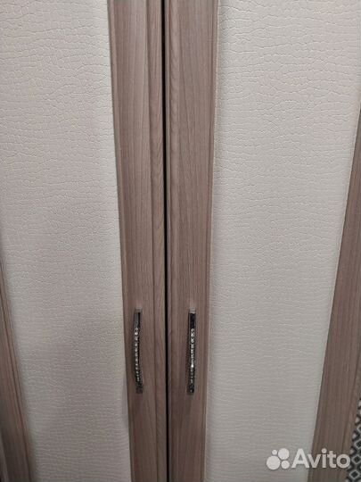 Шкаф распашной новый