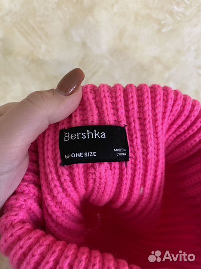 Шапка bershka