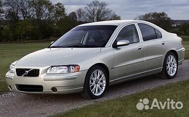 Лобовое стекло Volvo s60