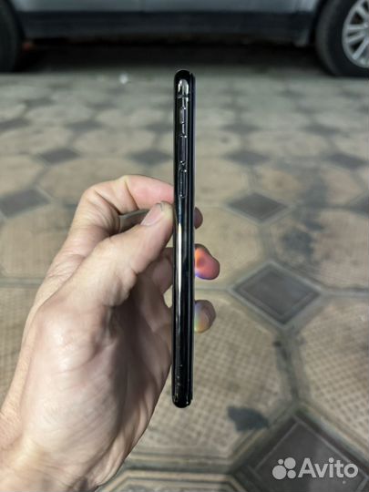 iPhone X, 64 ГБ