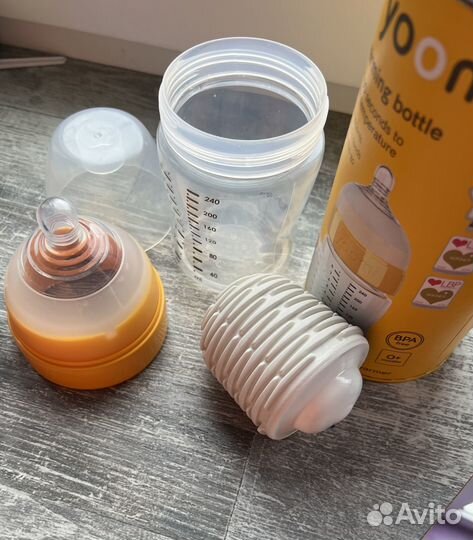 Бутылочка для кормления