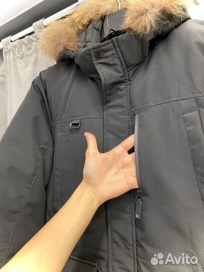 Пуховик зимний теплый