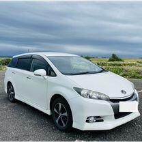 Toyota Wish 1.8 CVT, 2014, 60 000 км, с пробегом, цена 1 330 000 руб.