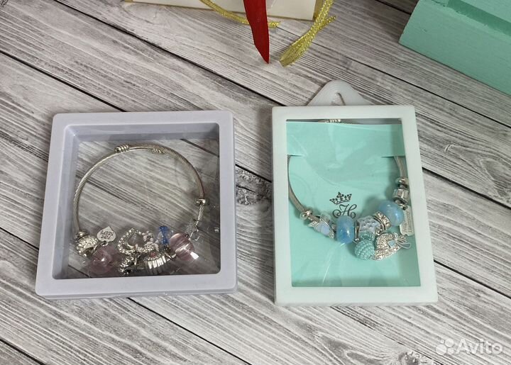 Украшение шарм