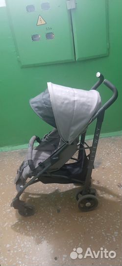 Прогулочная коляска трость