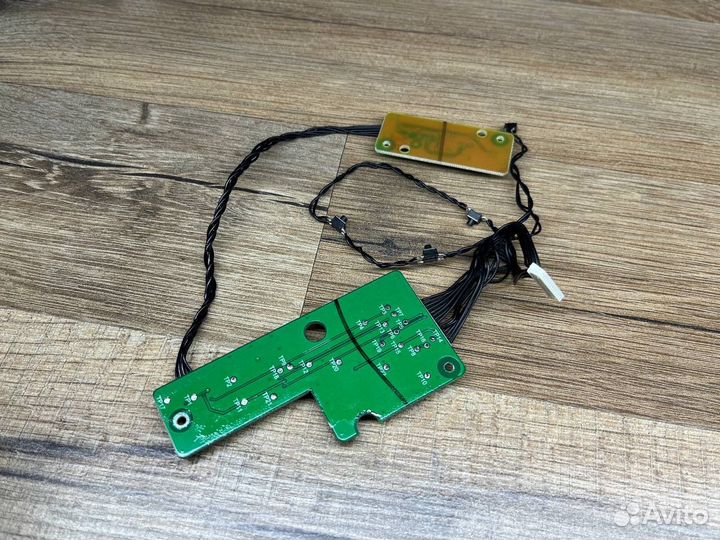 Модуль (плата) кнопок управлени Midea M7