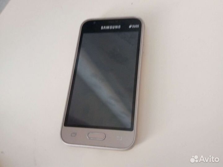 Телефон Samsung galaxy j1 mini