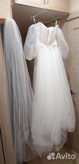 Свадебное платье