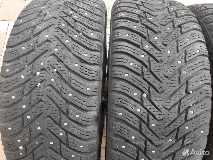 Nokian Tyres Hakkapeliitta 8 225/45 R18