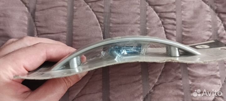 Дверные ручки-скобы металлические