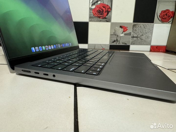 MacBook PRO 14 M1pro (2021)