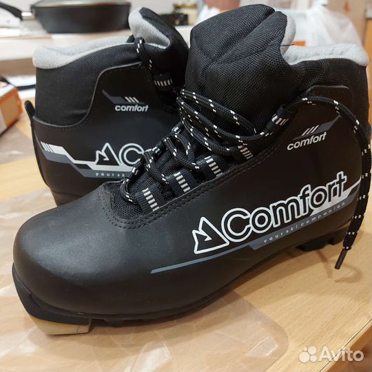 Ботинки лыжные