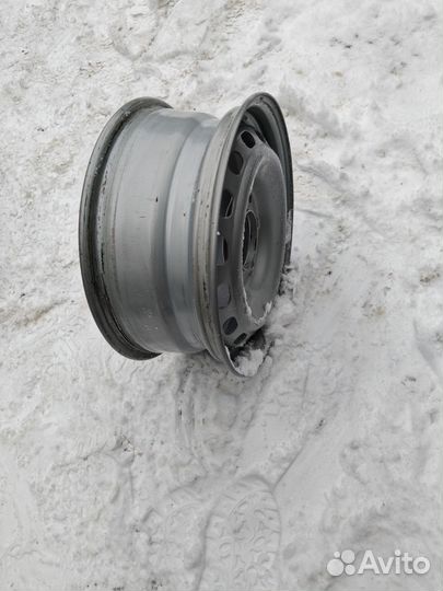 Колсный диск r16*6.5 Hundai H1