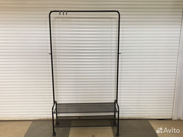 Вешалка напольная с полкой