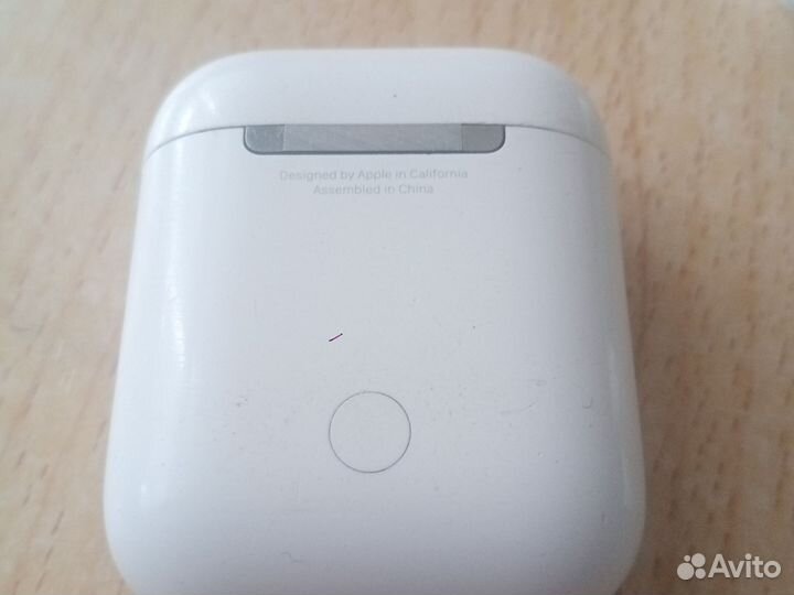 Беспроводные наушники apple airpods