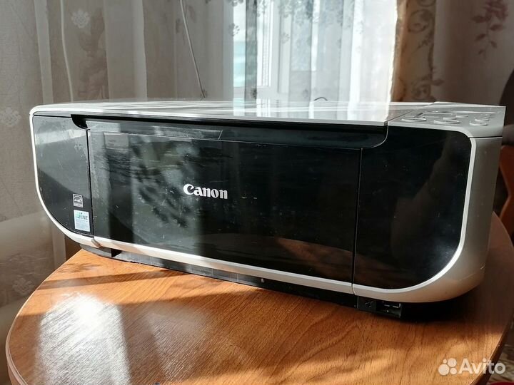 Цветной струйный принтер canon