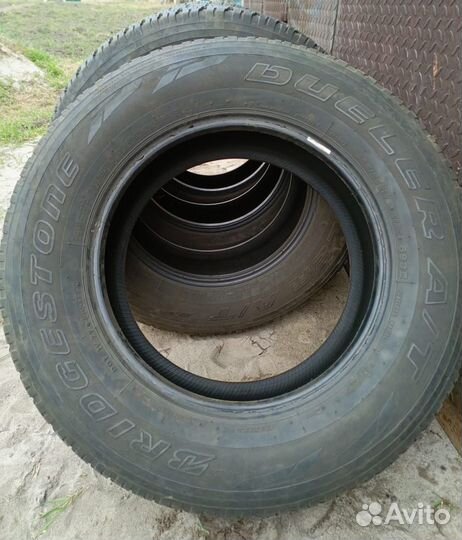 Bridgestone Dueler A/T 265/65 R17