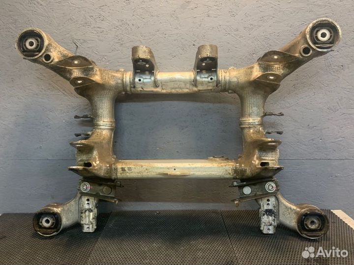 Подрамник задний Bmw 520I F10 N20 2015