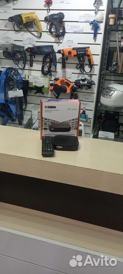 Тв приставка Cadena CDT 1793