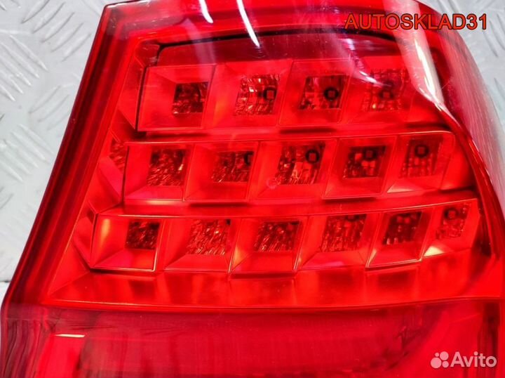 Фонарь задний наружный правый BMW E90 63217289426