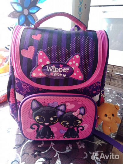 Рюкзак школьный