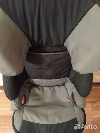 Автомобильное детское кресло от 18 до 36 кг
