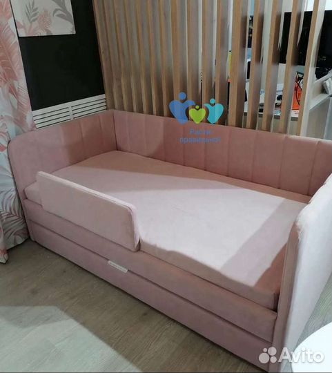 Детская подростковая кровать (для девочки)