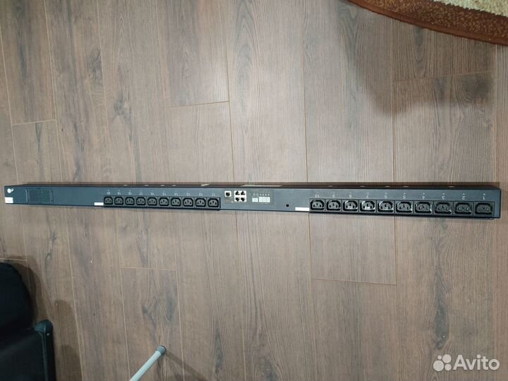 Блок розеток Avocent PM3000