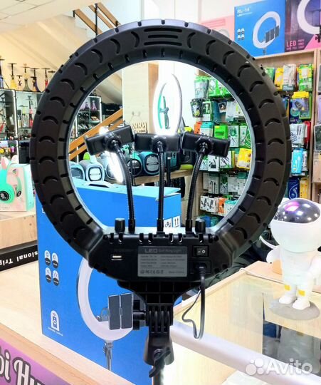 Кольцевая лампа 36 см с высоким штативом