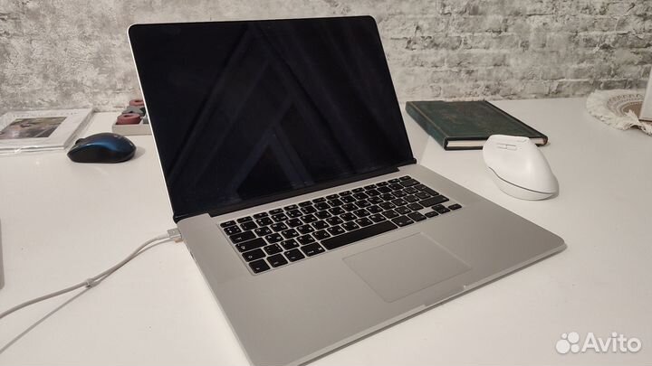 MacBook Pro Retina 15 i7 256GB A1398