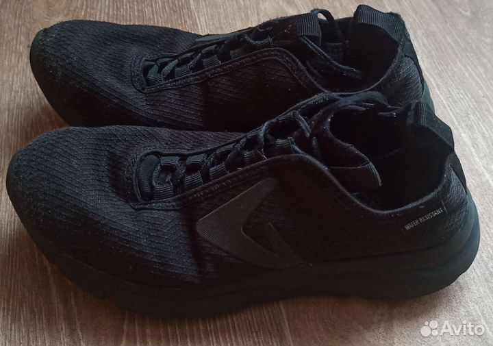 Кроссовки мужские Demix 39