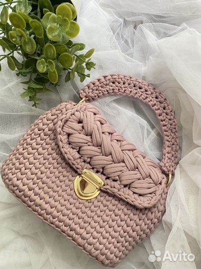 Вязаная крючком сумка