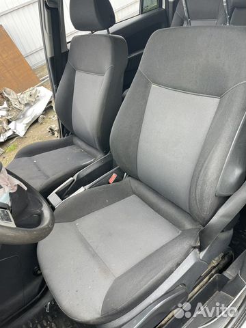 Сиденья opel zafira b