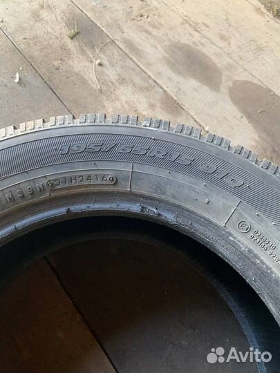 Toyo Observe Garit GIZ 195/65 R15