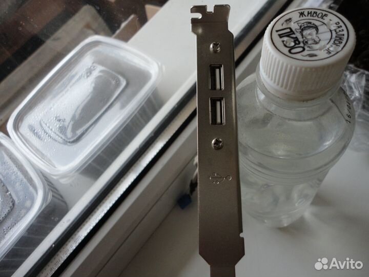 Панелька с двумы разьемами USB