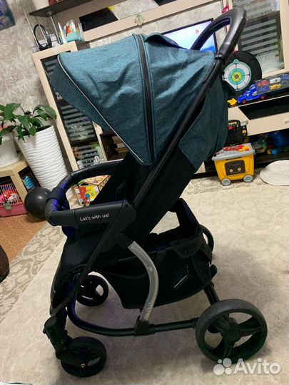 Прогулочная коляска
