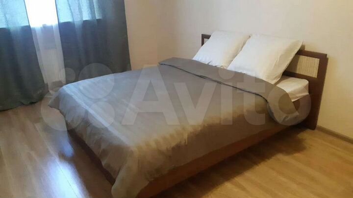 2-к. квартира, 80 м², 2/16 эт.