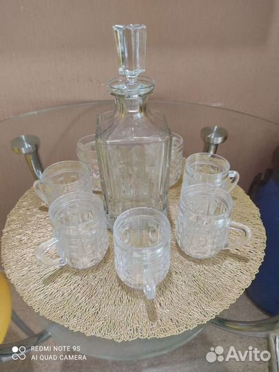 Графин и хрустальные кружки