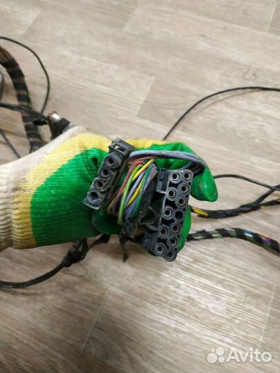 Блок предохранителей подкапотный BMW 5 Series E34