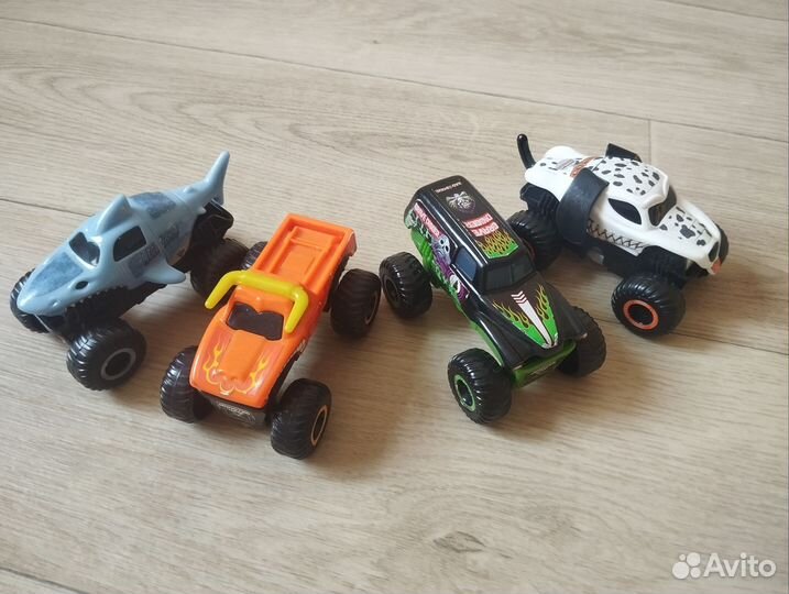 Машинки monster jam