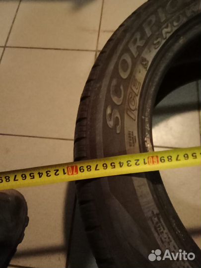 Pirelli Scorpion Winter 690/25 R19