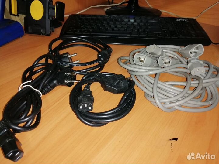 Кабель питания (сетевой) 220В, 10А